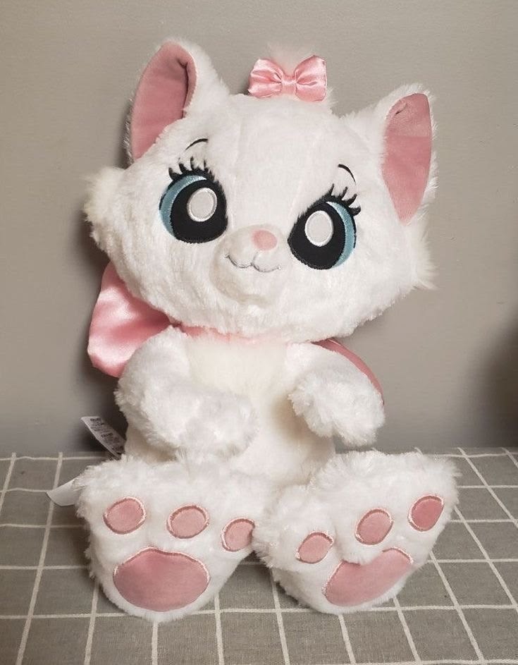 plush cat